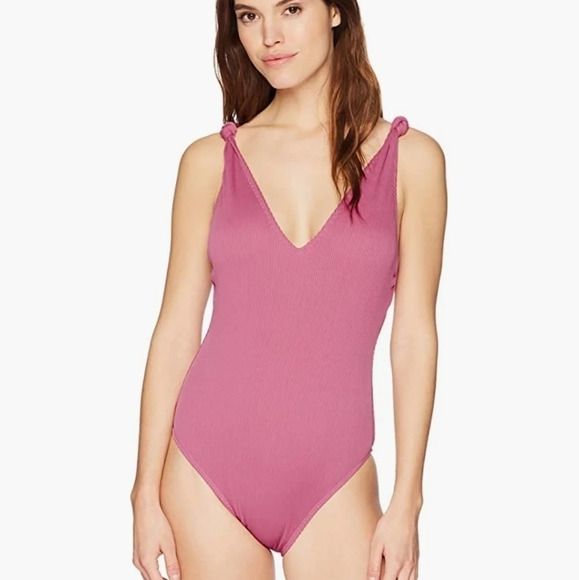 *NWOT* Mae One Piece Swimsuit - Picture 1 of 7